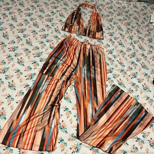 Two Piece Crop Top & Flare Bottom (Size: Small)